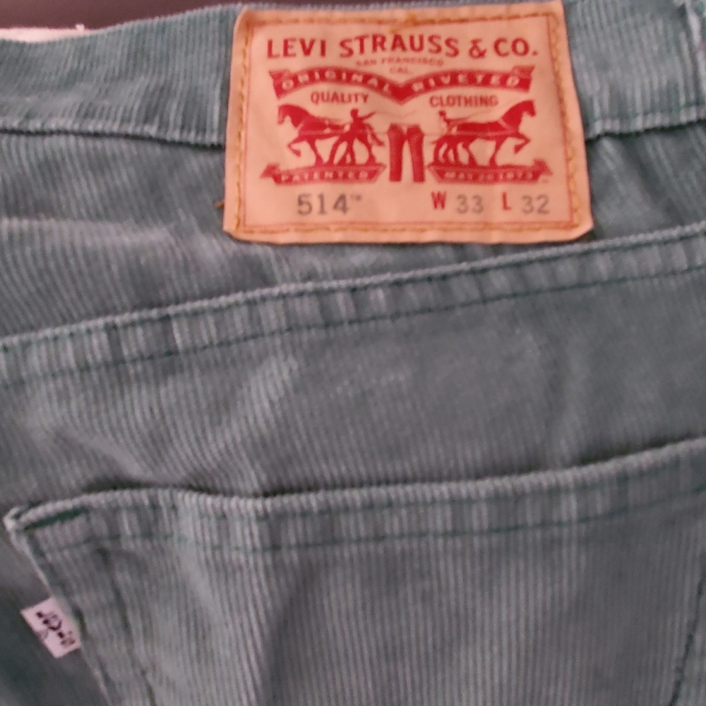 Levi 514 Corduroy  jeans